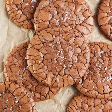 close up overhead view of gluten free brownie cookies